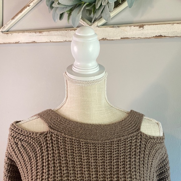 Chunky sweater! - Picture 6 of 6
